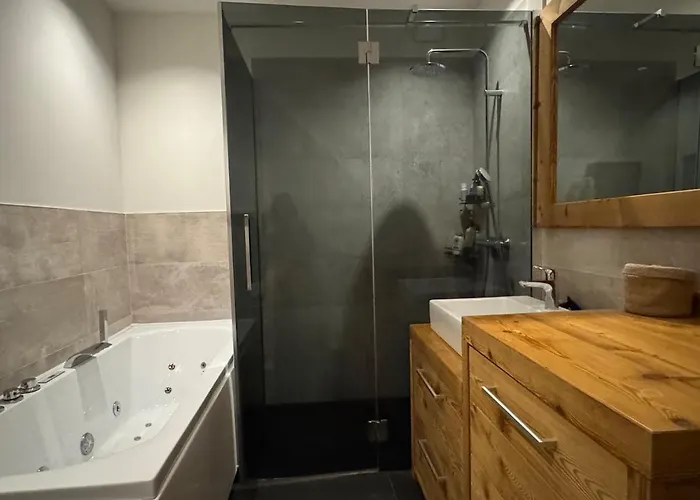 Comfortable House - 4 People - Quiet 샬레